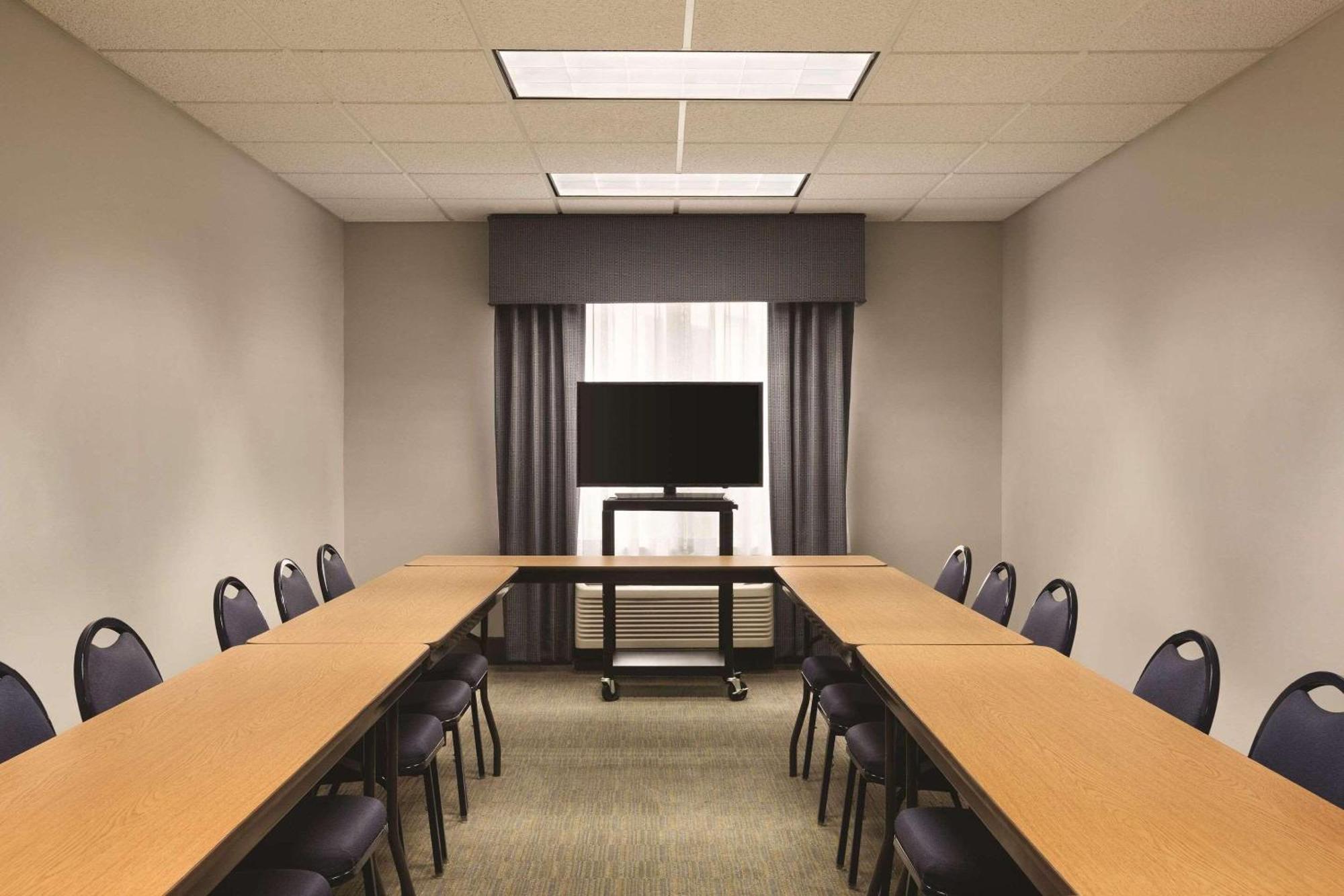 Country Inn & Suites By Radisson, Lawrenceville, Ga Bagian luar foto
