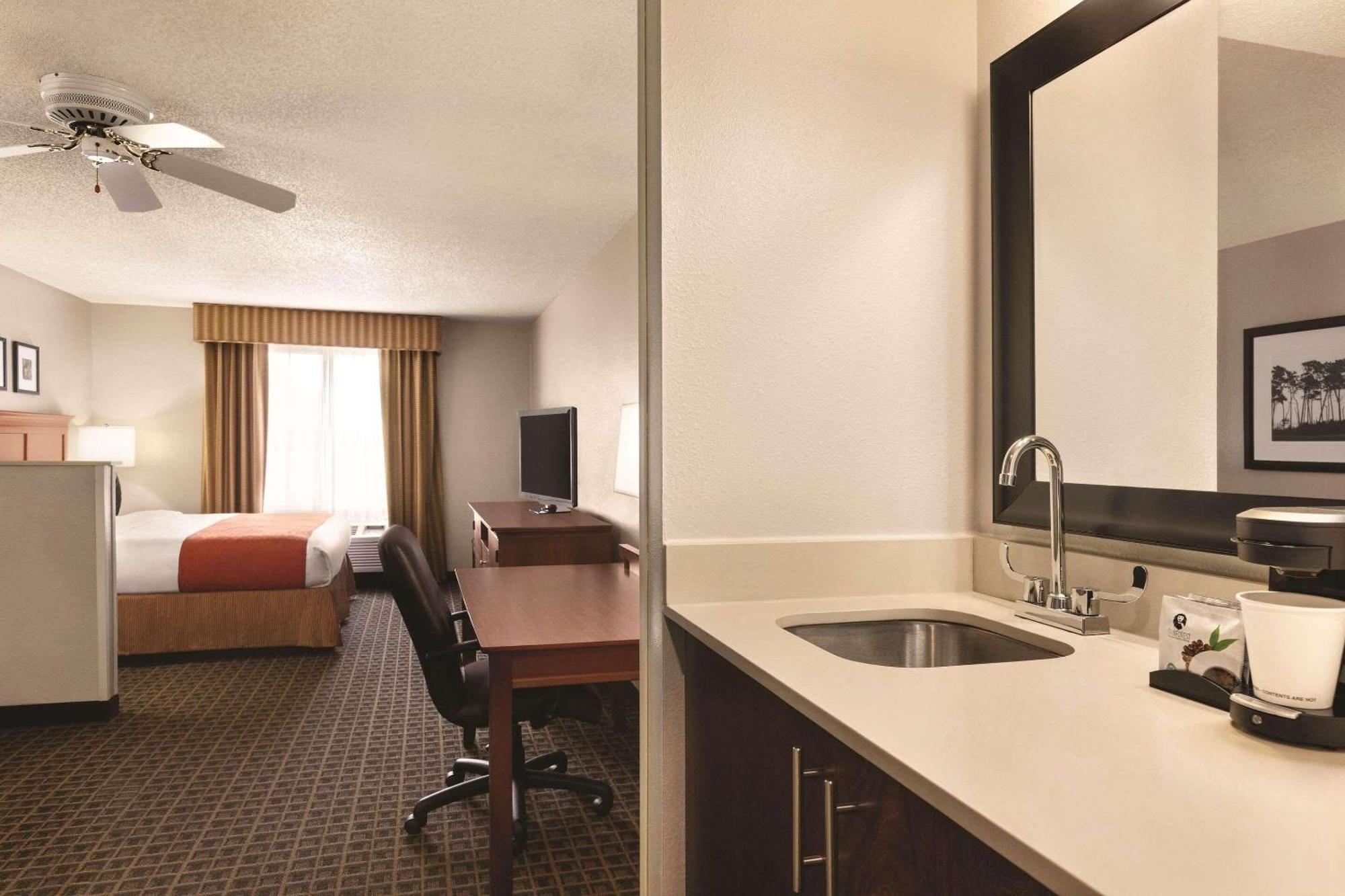 Country Inn & Suites By Radisson, Lawrenceville, Ga Bagian luar foto