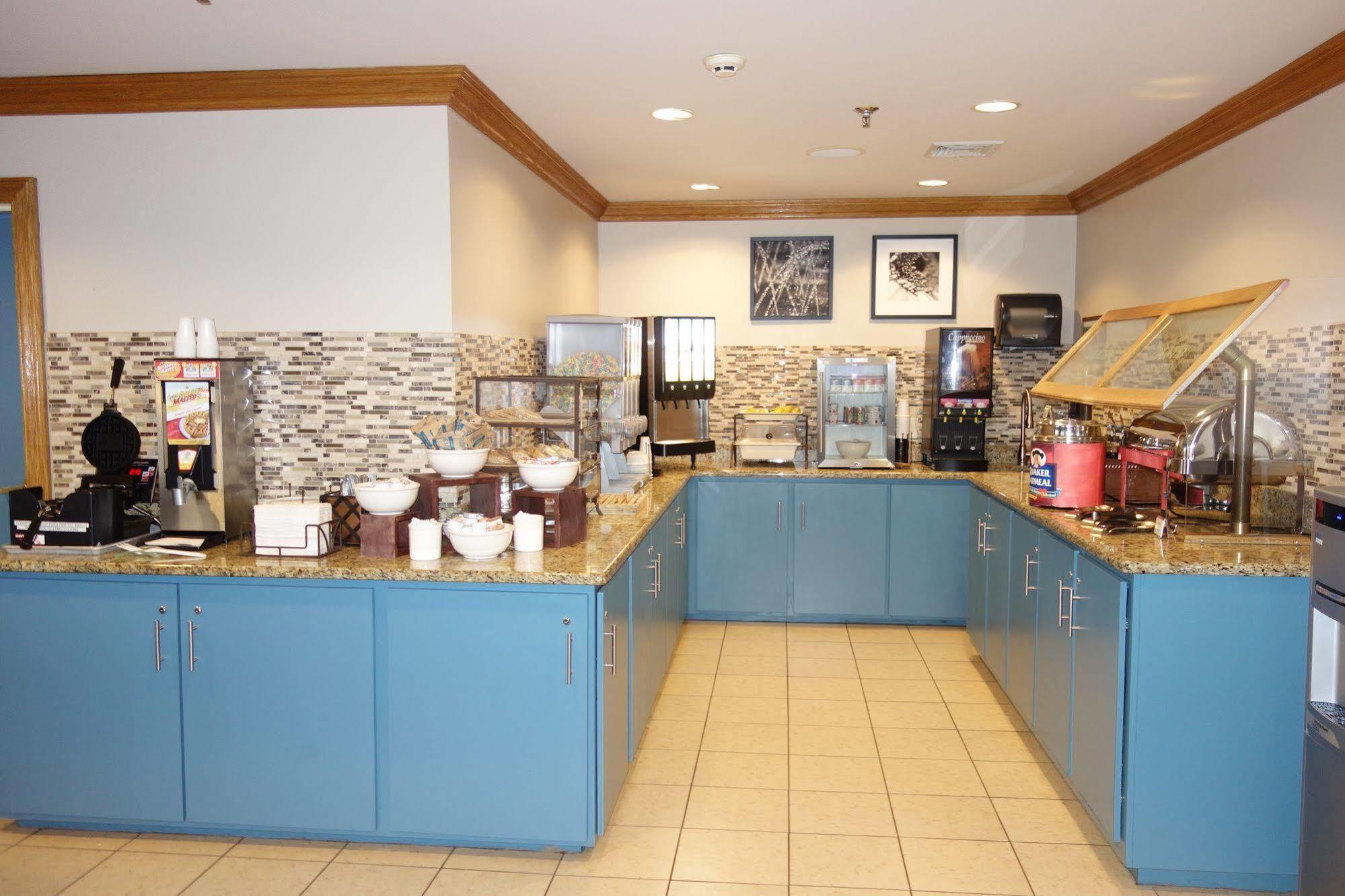 Country Inn & Suites By Radisson, Lawrenceville, Ga Bagian luar foto